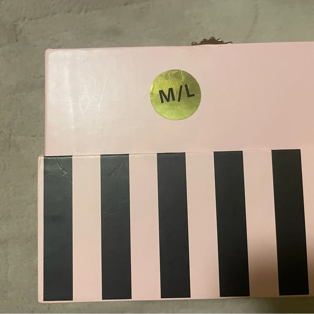 Tan and gold heart belt juicy couture size M/L - Picture 2 of 3